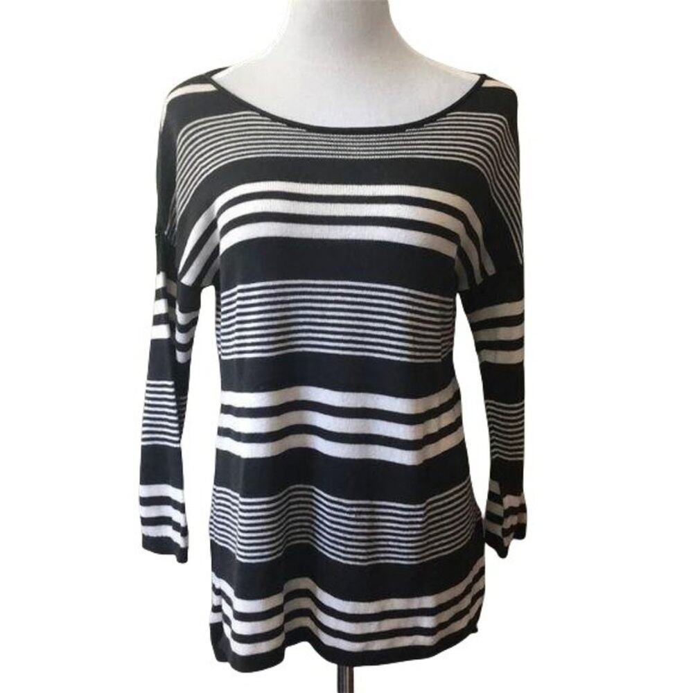 Old navy striped lightweight sweater LARGE
